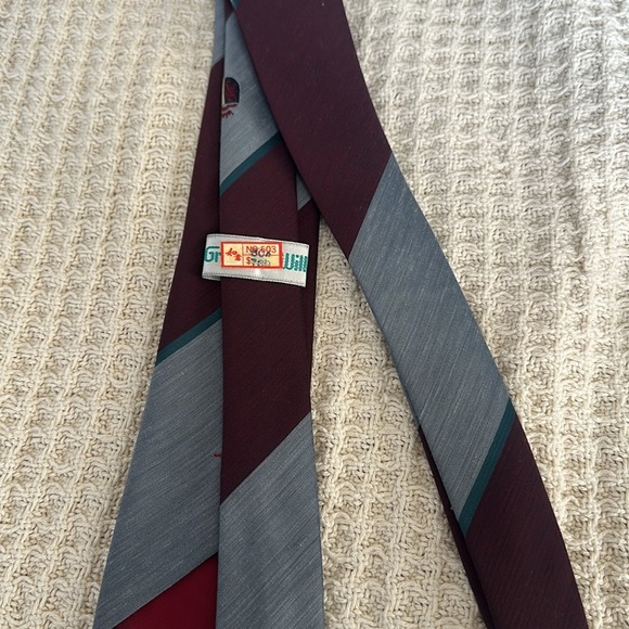 NWT vintage Goldlion Red and Gray Striped Tie Modern Geometric Design - Picture 2 of 3